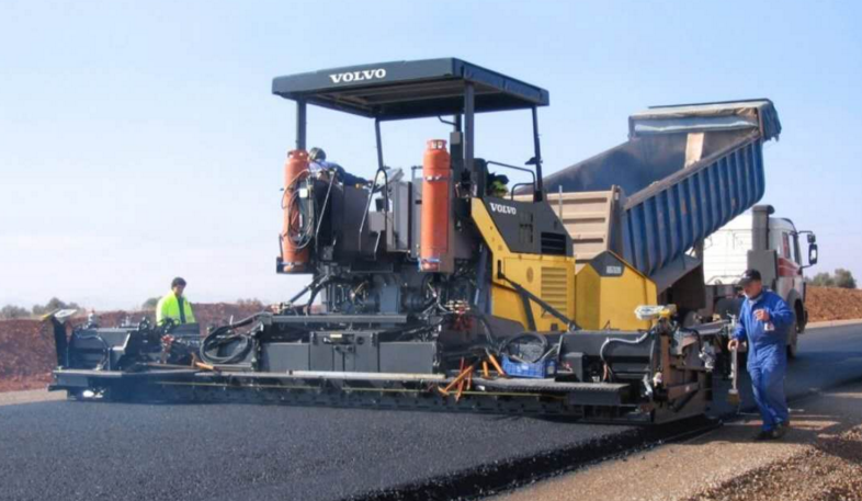 液壓夯實(shí)機(jī)施工有哪些優(yōu)勢(shì)？